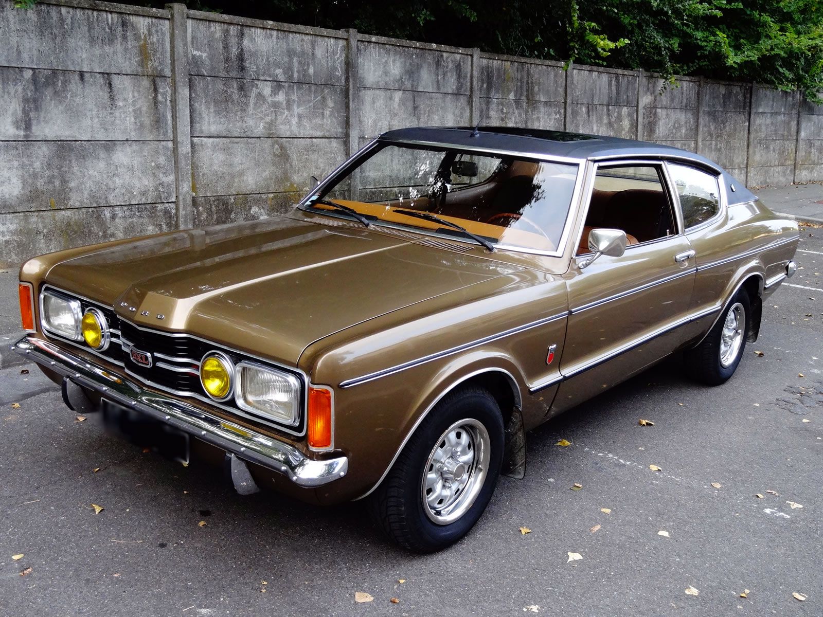 Photo_big_Ford_Taunus-coupe_1972_4975_1