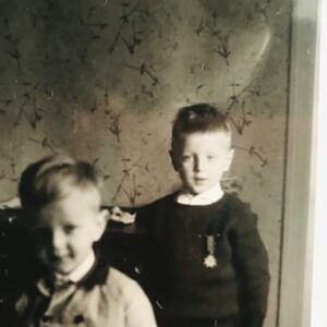 Polaroids du frère.